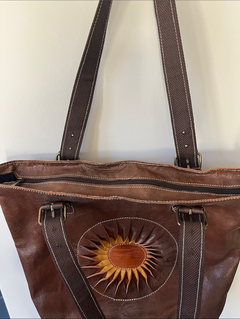 Sunburst Hanmade Brown Leather Tote Bag - Picture 3 of 8